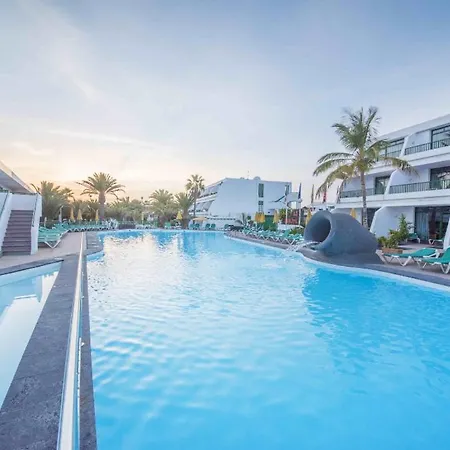 Location In A Great Complex With 300mbps Internet Aparthotel *