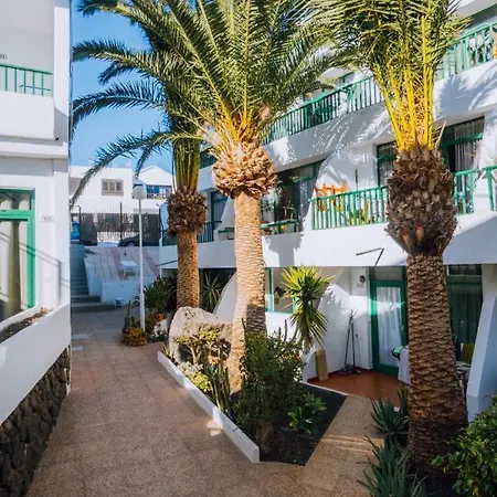 Aparthotel Location In A Great Complex With 300mbps Internet
